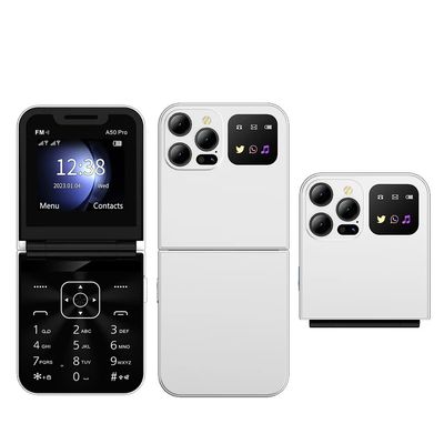 Dobra cena. Kompaktny i wszechstronny telefon 2G z latarką LED i funkcją wibracji dla każdej sytuacji w Internecie